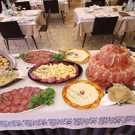 Отель Patrizia