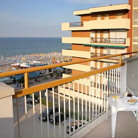 Patrizia 3* Riccione