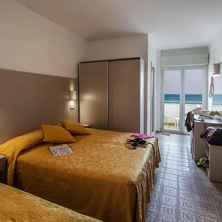 Patrizia Hotel 3*